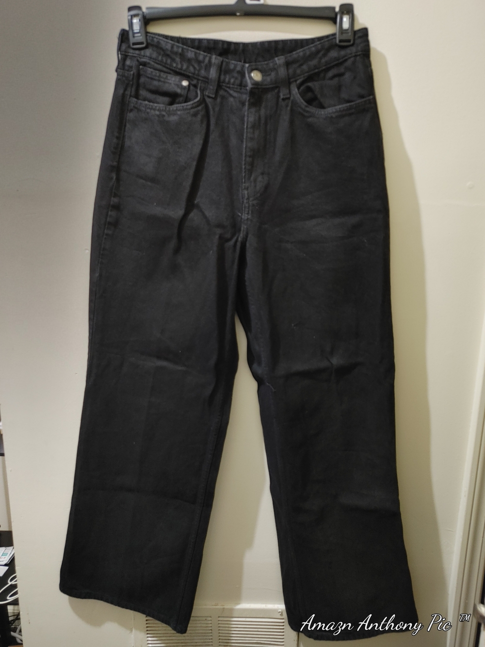 Women's Black Straight-Leg Jeans